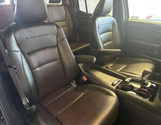 2019 Honda Ridgeline Black Edition - Photo 12