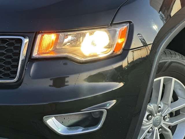 2017 Jeep Grand Cherokee Laredo E 4WD's photo