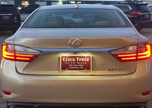 2018 Lexus ES 350 - Photo 10