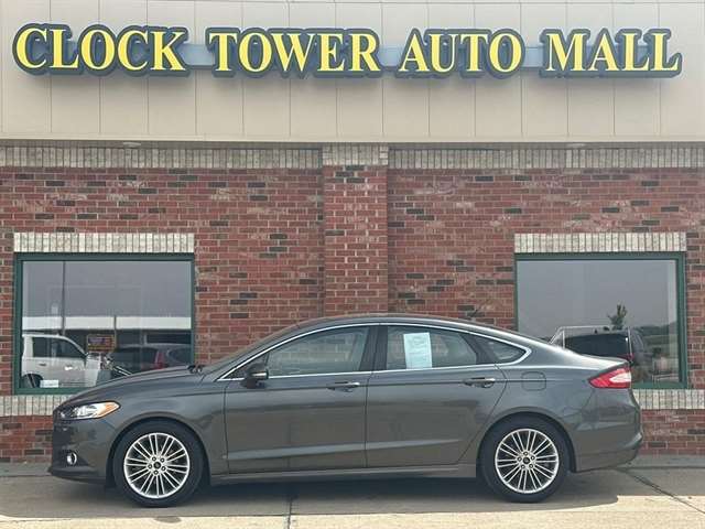 2016 Ford Fusion SE FWD's photo