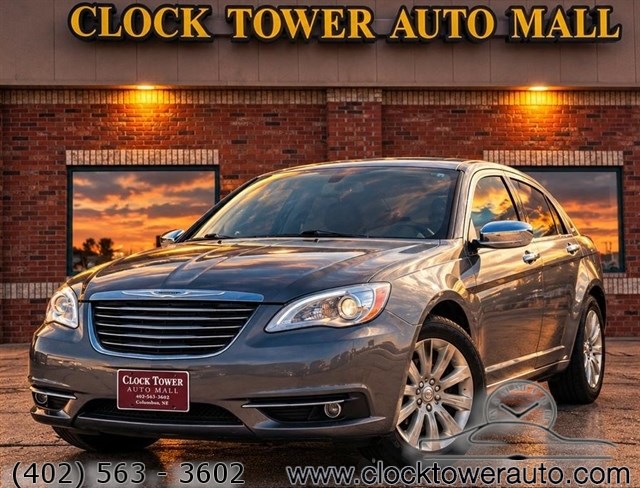 2013 Chrysler 200