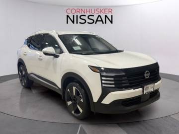 2025 NISSAN KICKS