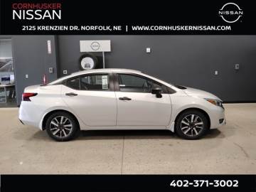 2025 NISSAN VERSA