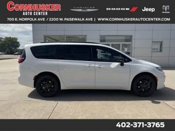 2026 CHRYSLER PACIFICA