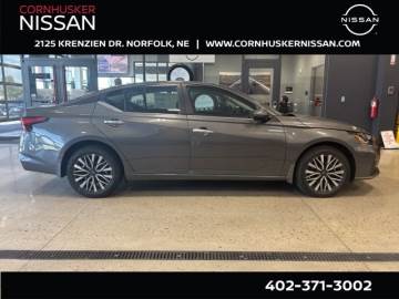 2025 NISSAN ALTIMA