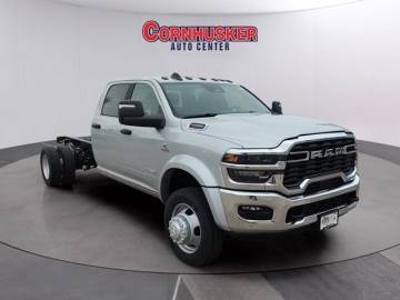 2026 RAM CHASSIS CAB