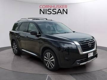 2022 NISSAN PATHFINDER