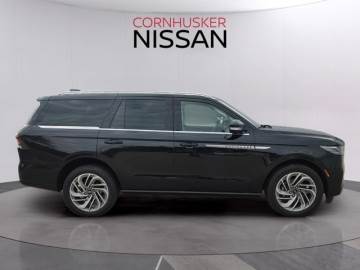 2025 LINCOLN NAVIGATOR
