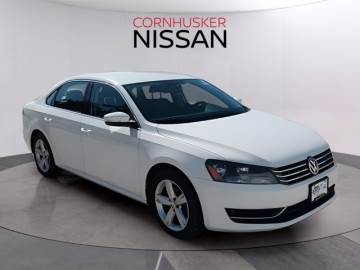 2013 VOLKSWAGEN PASSAT