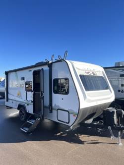 2022 FOREST RIVER NO BOUNDARIES 19 SERIES NB19.8