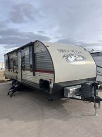 2019 FOREST RIVER CHEROKEE GREY WOLF SE 22RR
