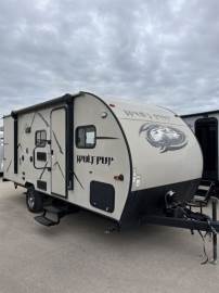 2018 FOREST RIVER CHEROKEE WOLF PUP 18TO