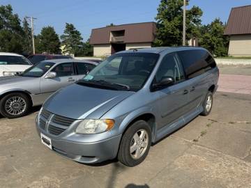2005 DODGE GRAND CARAVAN