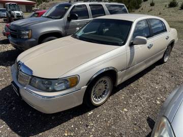 1998 LINCOLN TOWN CAR