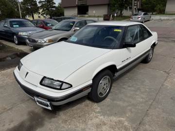 1989 PONTIAC GRAND PRIX