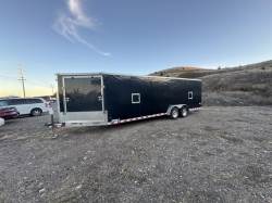 2009 NORTH AMERICAN 24 FOOT ENCLOSED