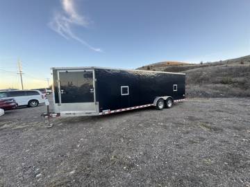 2009 NORTH AMERICAN 24 FOOT ENCLOSED