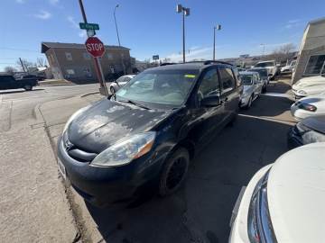 2009 TOYOTA SIENNA