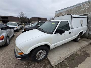 2000 CHEVROLET S-10