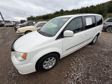 2012 CHRYSLER TOWN & COUNTRY
