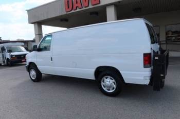 2013 FORD E150