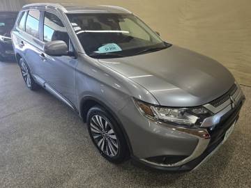 2020 MITSUBISHI OUTLANDER