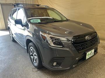 2023 SUBARU FORESTER