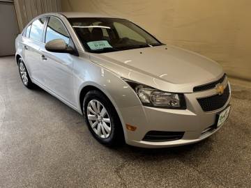 2011 CHEVROLET CRUZE