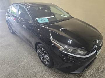 2023 KIA FORTE