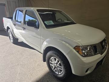 2019 NISSAN FRONTIER