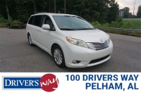 2011 TOYOTA SIENNA