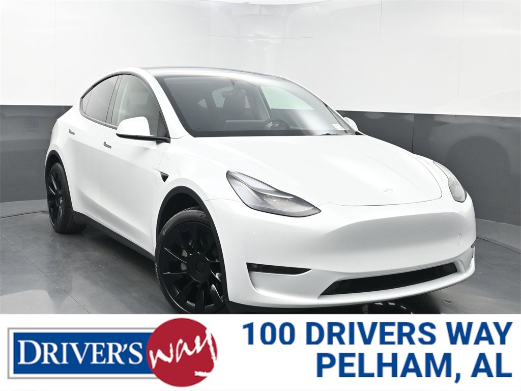 2024 Tesla Model Y Long Range's photo