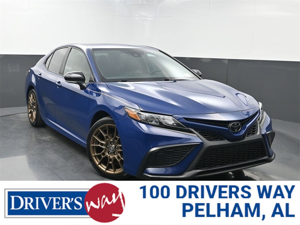 2023 Toyota Camry SE Nightshade's photo