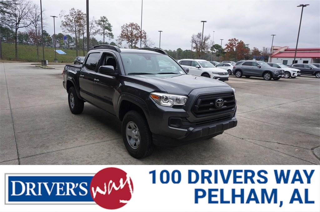 2023 Toyota Tacoma SR's photo