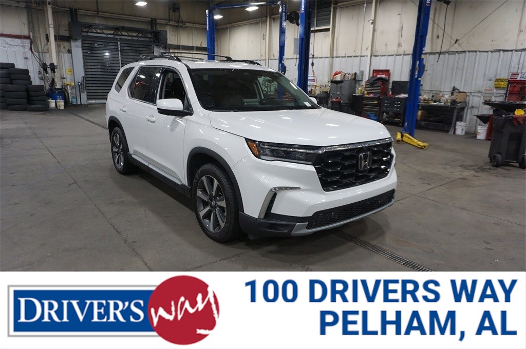 2024 Honda Pilot Elite's photo