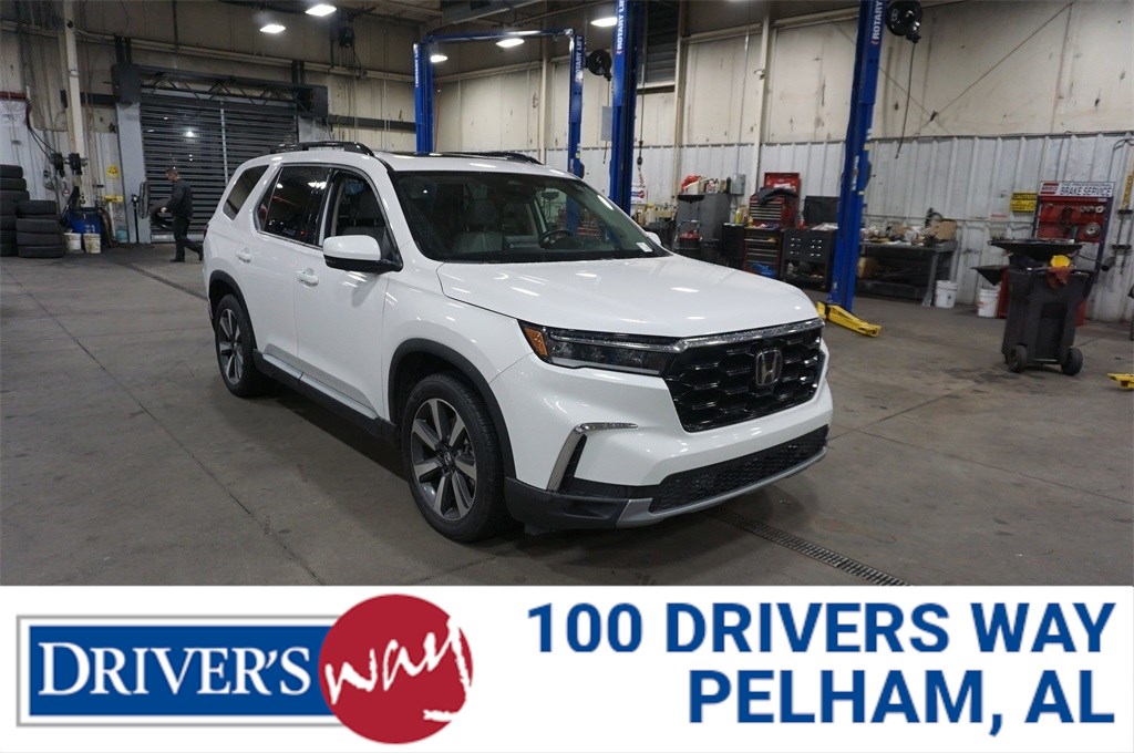 2024 Honda Pilot Elite's photo