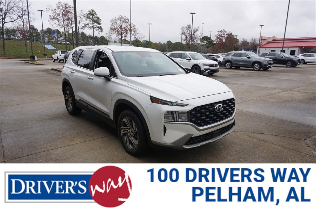 2023 Hyundai Santa Fe SE's photo