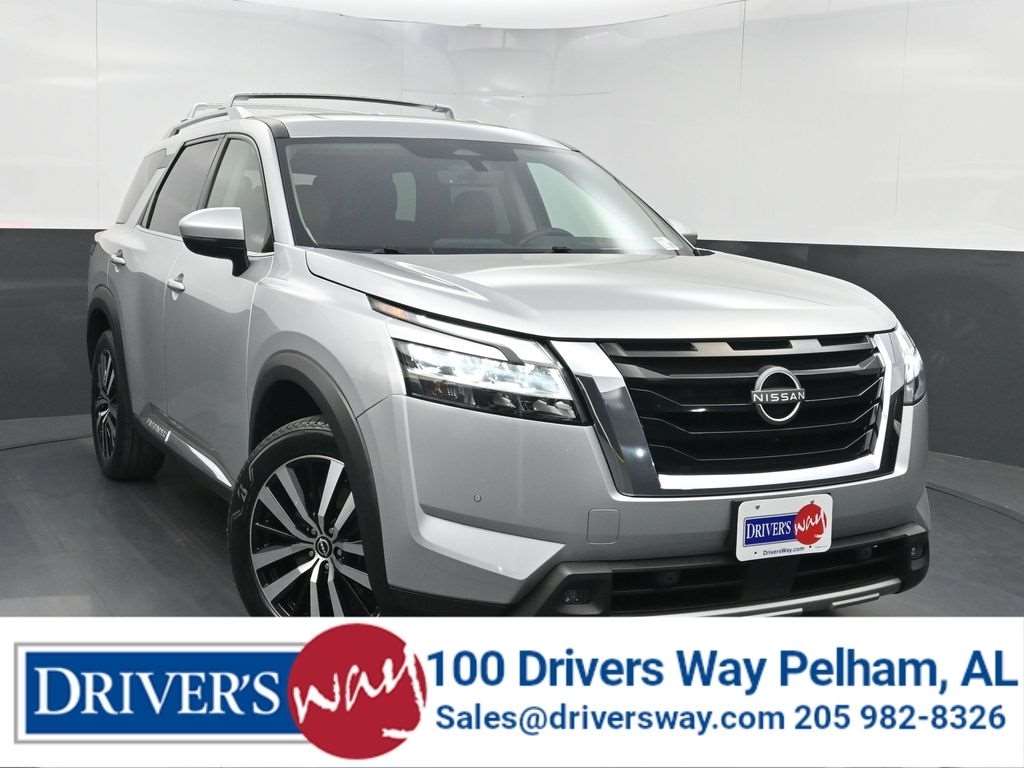 2023 Nissan Pathfinder Platinum