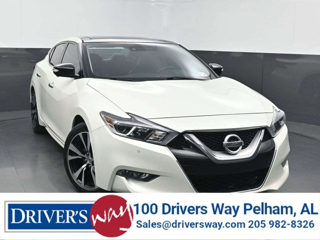 2017 Nissan Maxima Platinum's photo