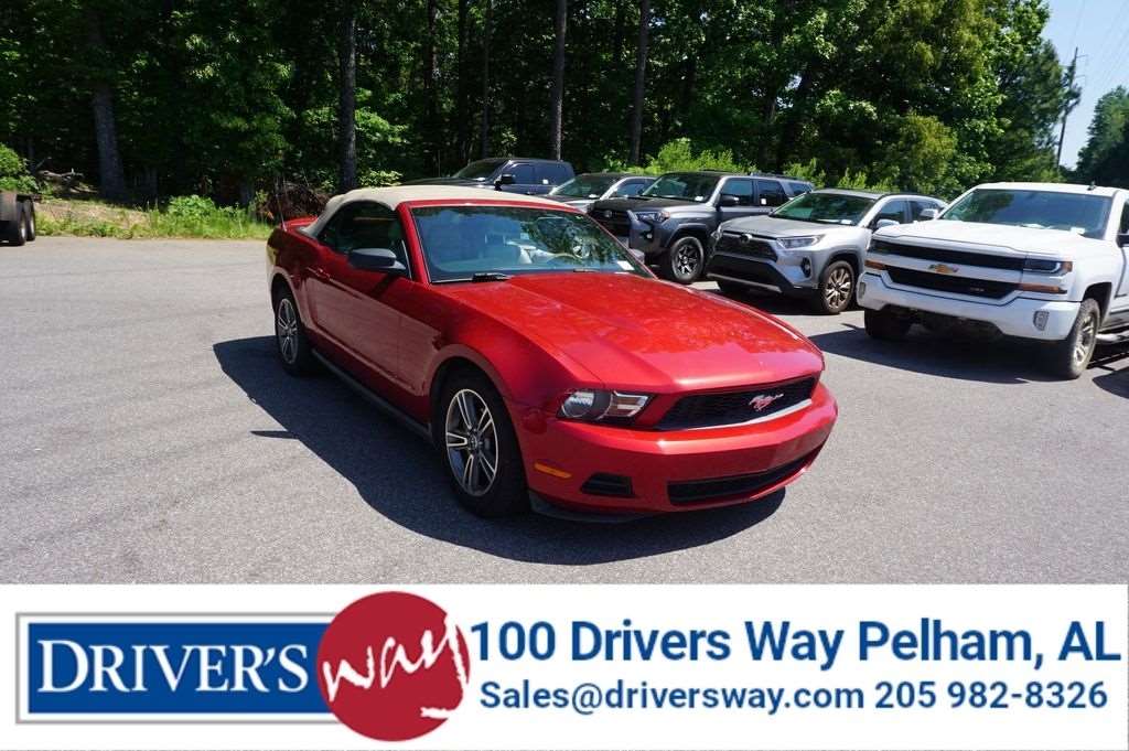 2010 Ford Mustang V6's photo