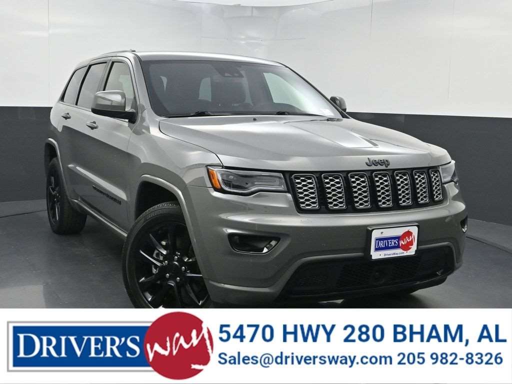 2022 Jeep Grand Cherokee Laredo X's photo