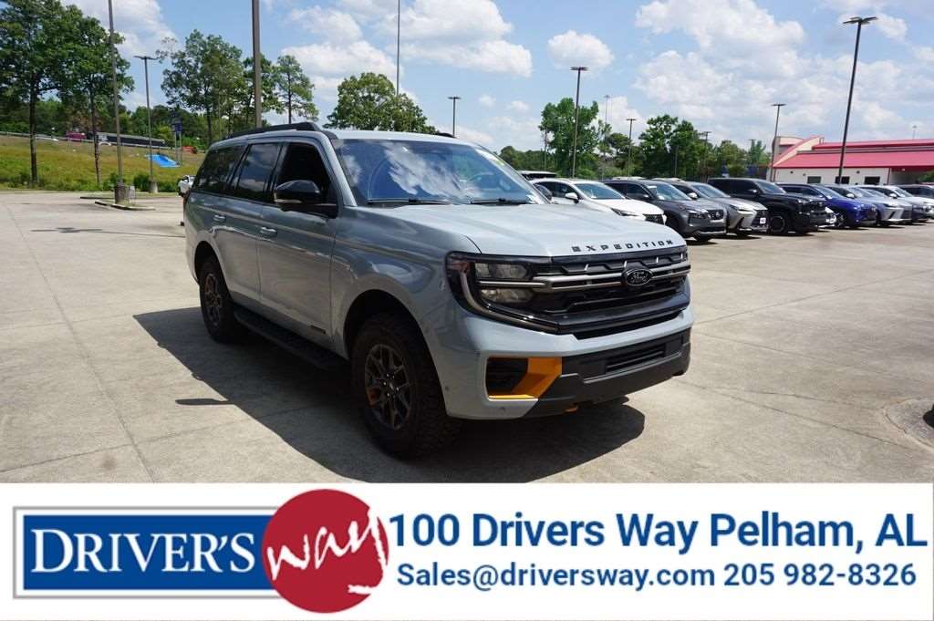 2025 Ford Expedition Tremor 4x4's photo