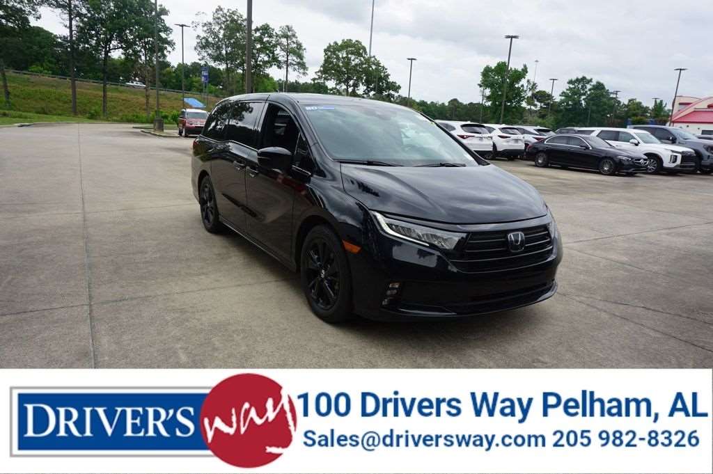 2024 Honda Odyssey SPORT's photo
