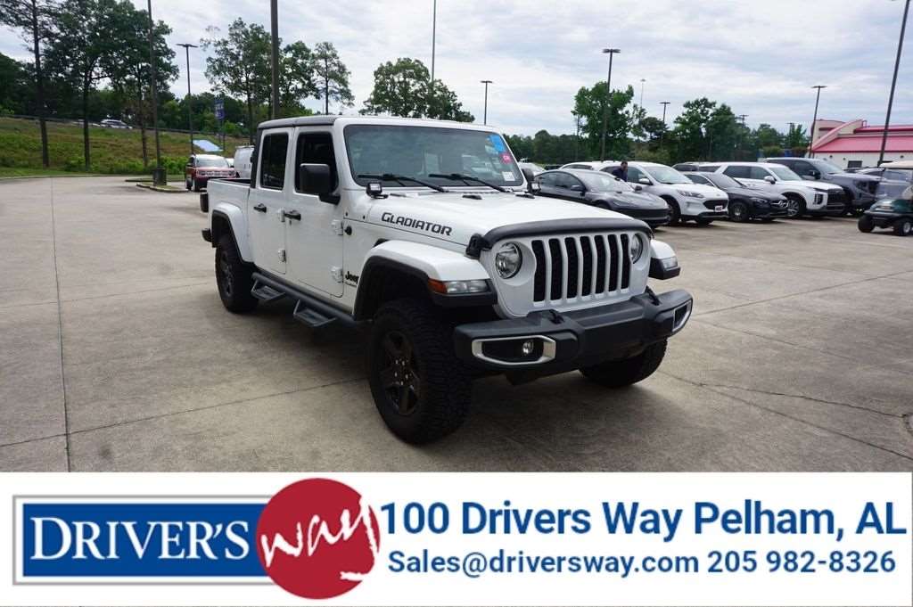2021 Jeep Gladiator Sport S's photo
