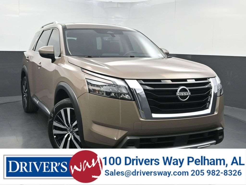 2025 Nissan Pathfinder Platinum 2WD's photo