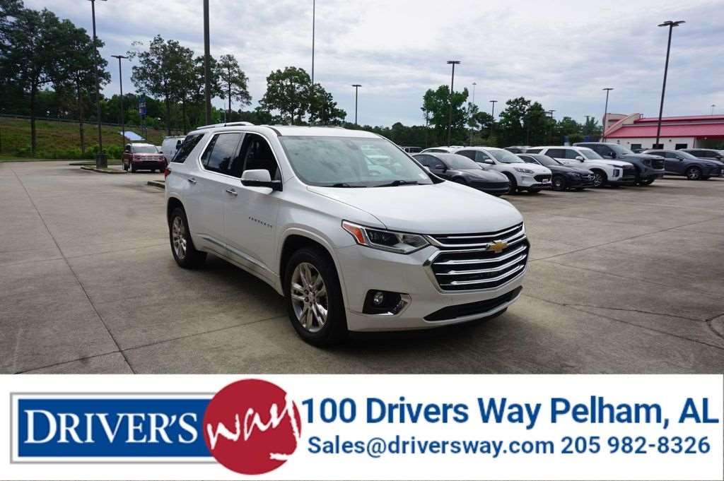 2021 Chevrolet Traverse FWD High Country's photo