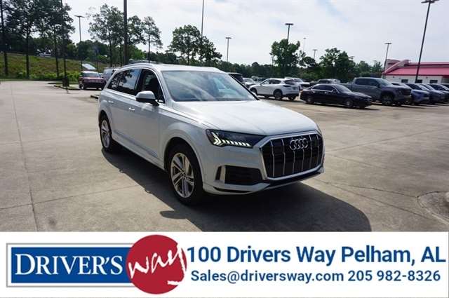 2024 Audi Q7 55 Premium Plus quattro Tiptronic's photo