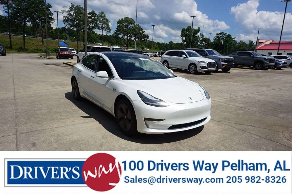 2020 Tesla Model 3 Standard Range Plus's photo