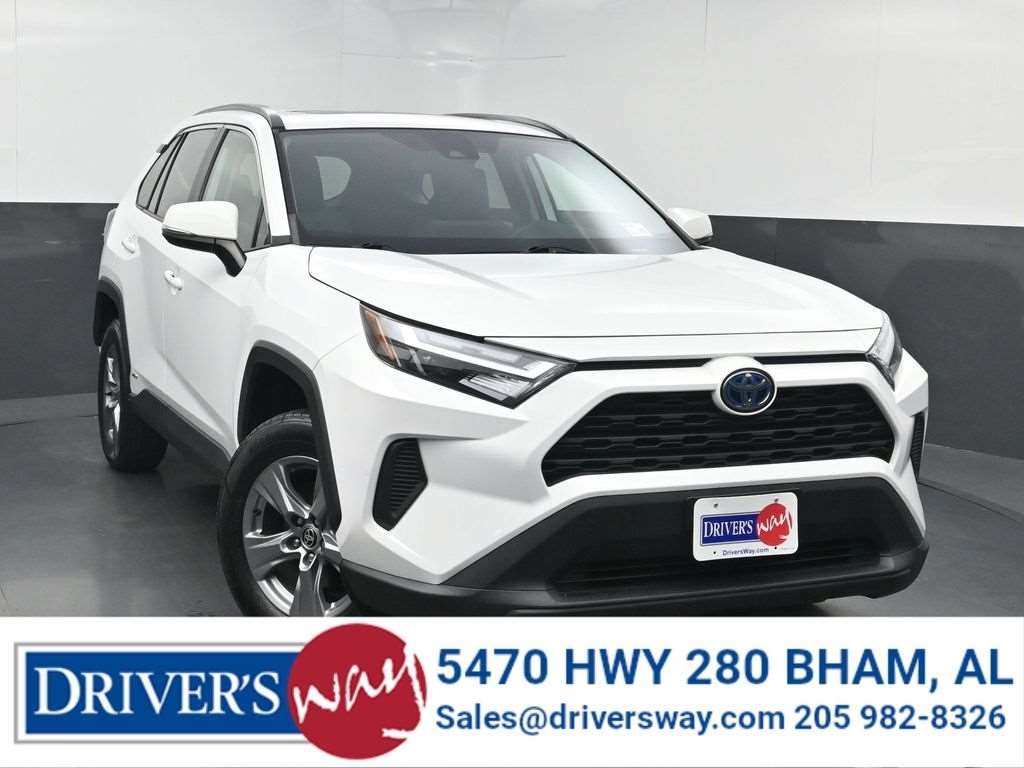 2022 Toyota RAV4 Hybrid XLE AWD's photo