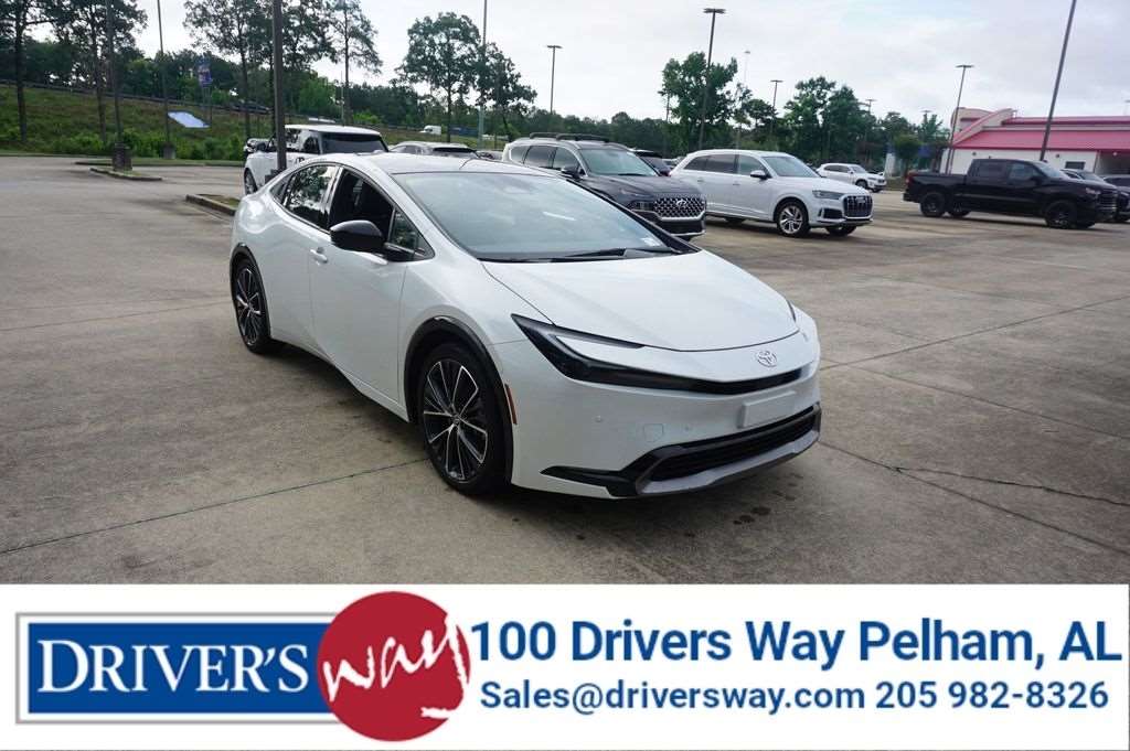 2024 Toyota Prius Limited FWD's photo